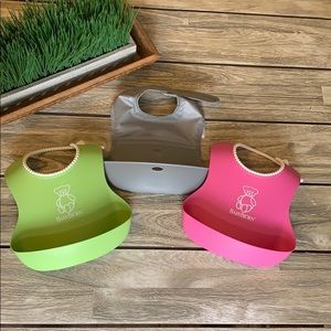 Set of baby bibs- BabyBjorn & OXO